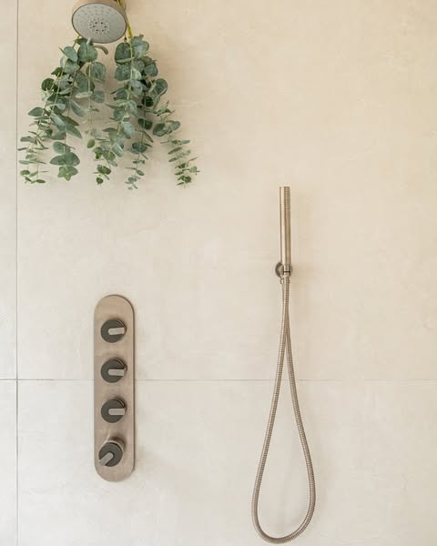 Graff tiles and interior